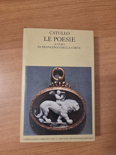 Catullo poesie - -,